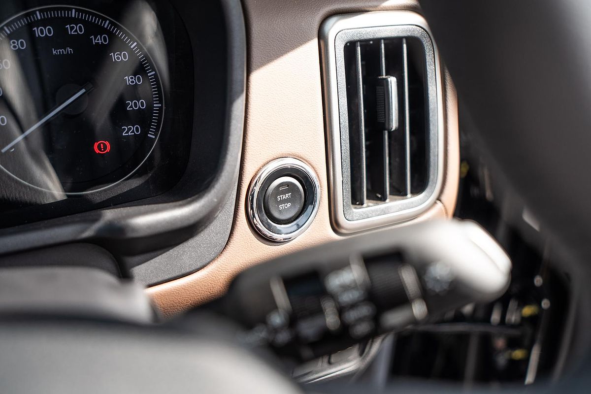 2024 Mahindra Scorpio Z8L