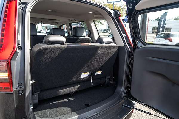 2024 Mahindra Scorpio Z8L