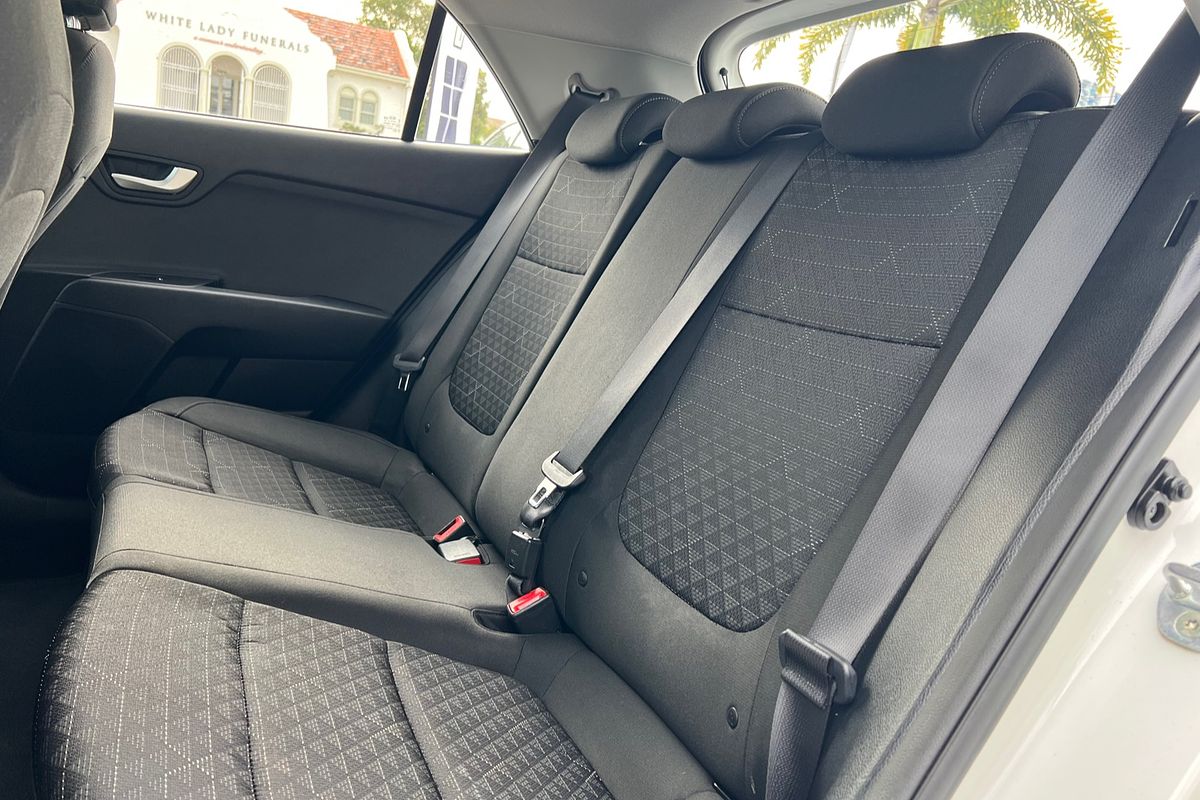 2021 Kia Rio S YB