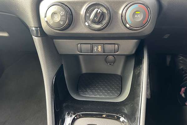 2021 Toyota Yaris Ascent Sport MXPA10R