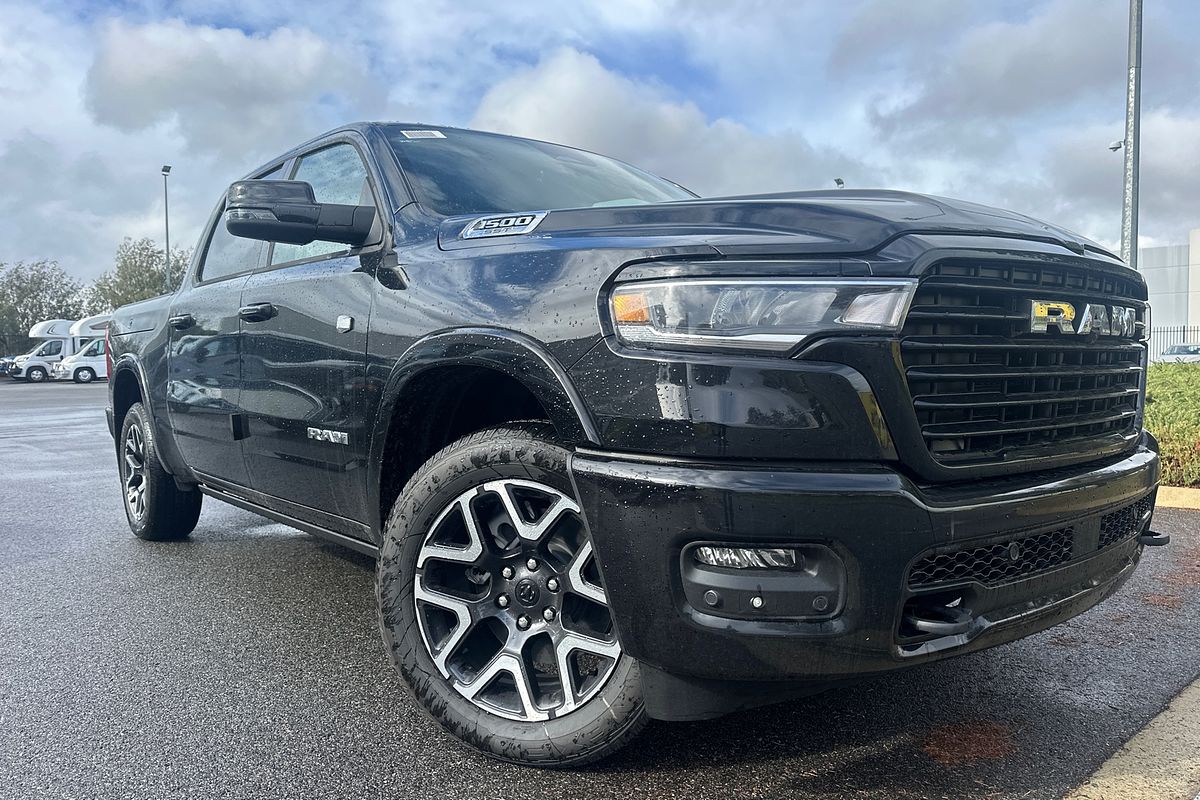 2025 RAM 1500 Laramie Sport Hurricane SO RamBox DT 4X4 SWB