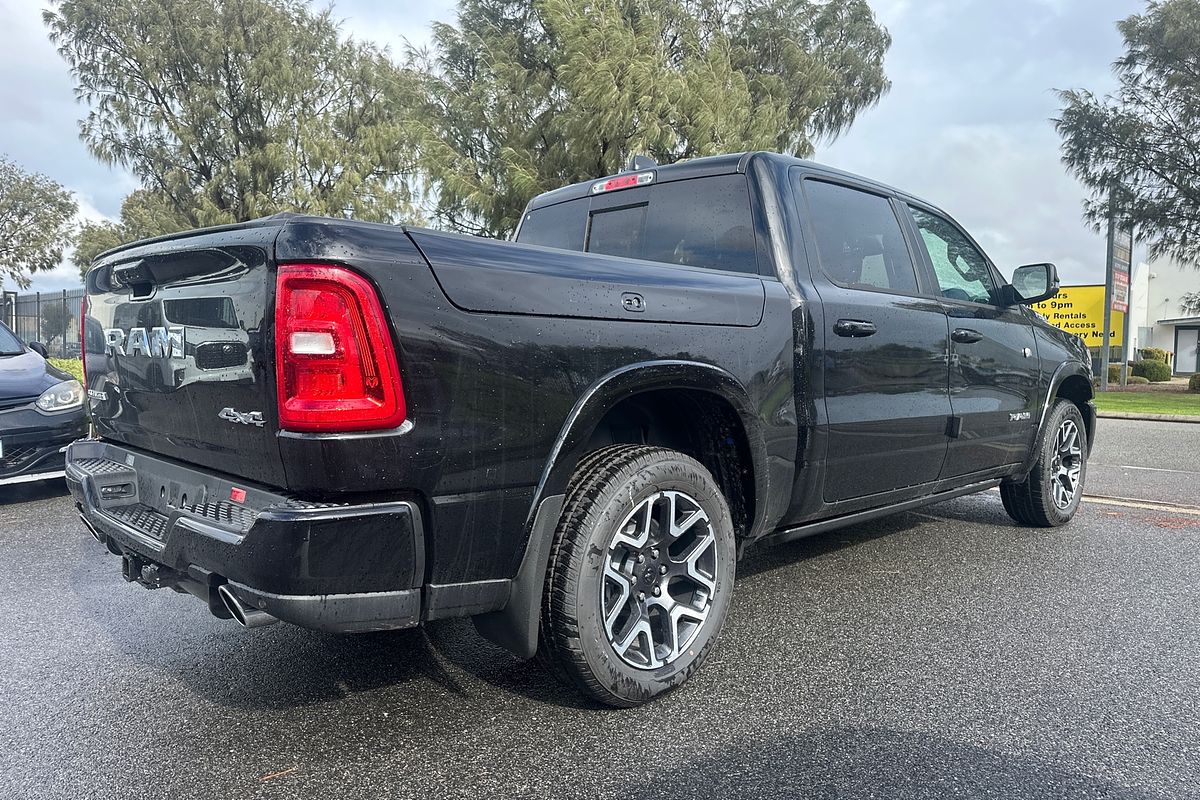 2025 RAM 1500 Laramie Sport Hurricane SO RamBox DT 4X4 SWB
