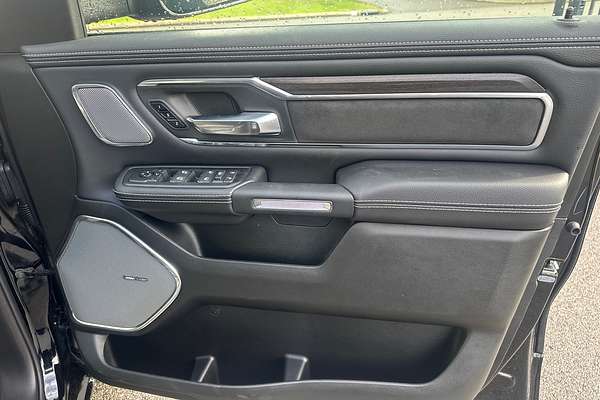 2025 RAM 1500 Laramie Sport Hurricane SO RamBox DT 4X4 SWB
