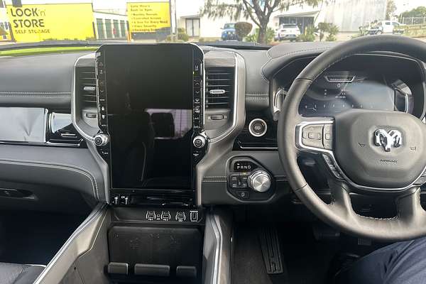 2025 RAM 1500 Laramie Sport Hurricane SO RamBox DT 4X4 SWB