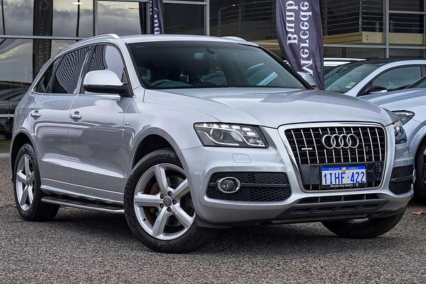 2010 Audi Q5 FSI 8R