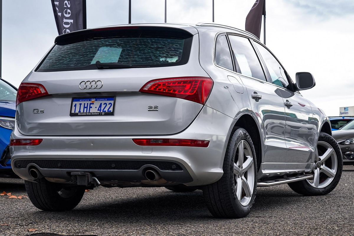 2010 Audi Q5 FSI 8R