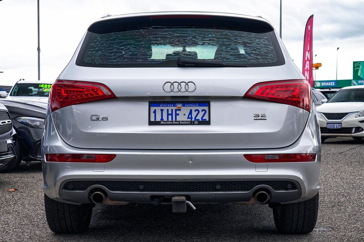 2010 Audi Q5 FSI 8R