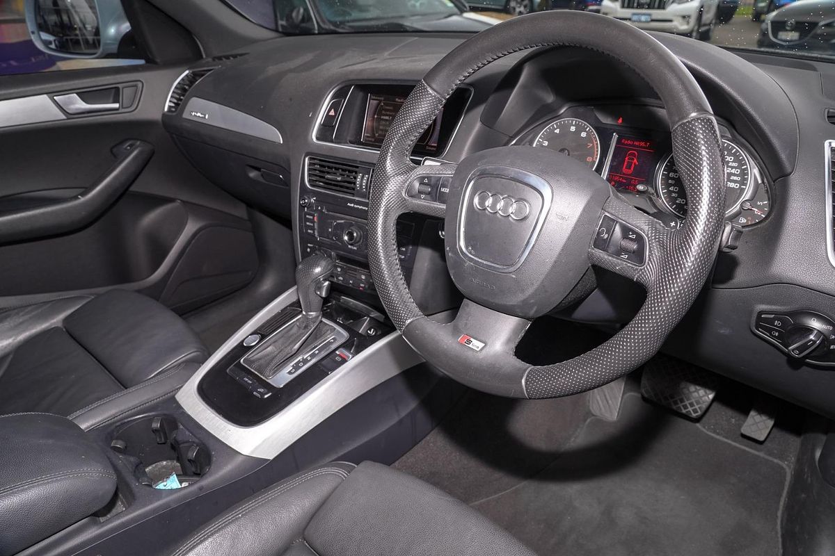 2010 Audi Q5 FSI 8R