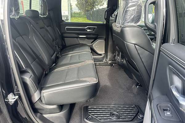 2025 RAM 1500 Laramie Sport Hurricane SO RamBox DT 4X4 SWB