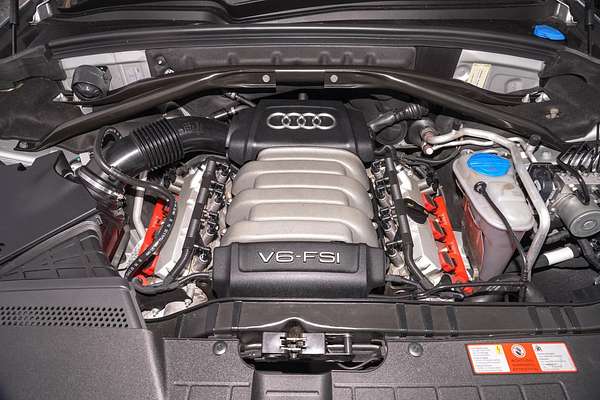 2010 Audi Q5 FSI 8R