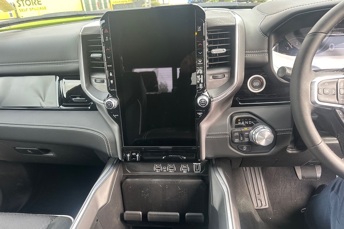 2025 RAM 1500 Laramie Sport Hurricane SO RamBox DT 4X4 SWB