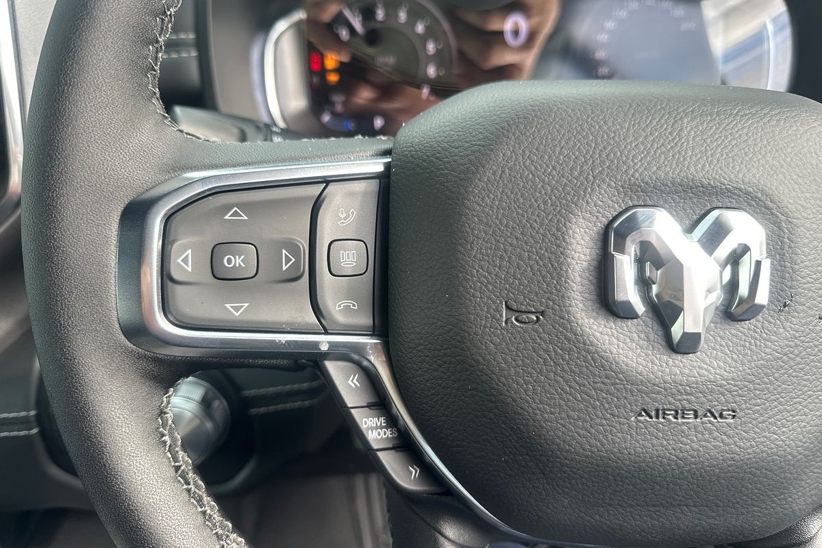 2025 RAM 1500 Laramie Sport Hurricane SO RamBox DT 4X4 SWB