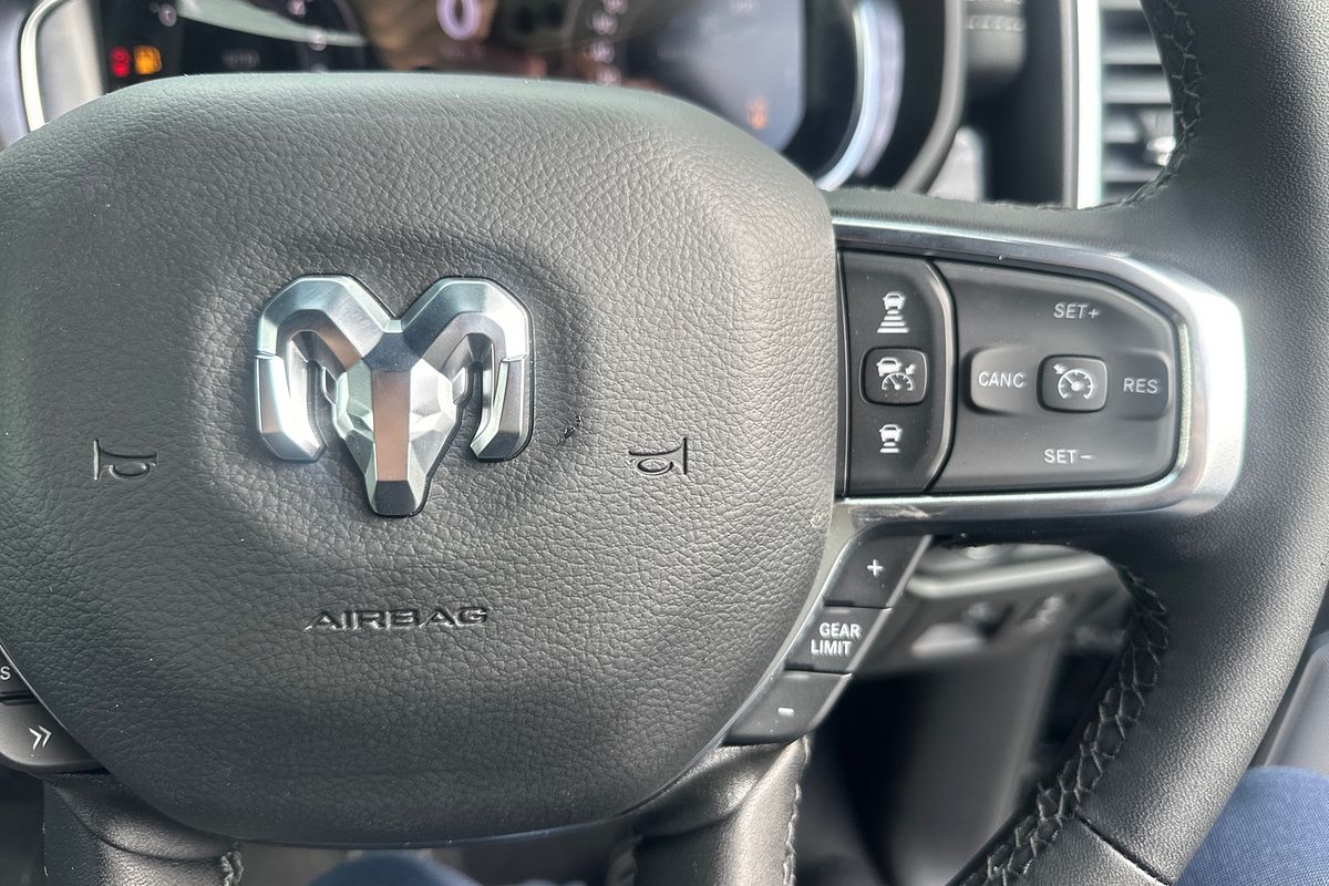 2025 RAM 1500 Laramie Sport Hurricane SO RamBox DT 4X4 SWB