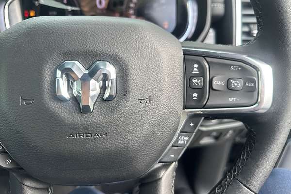 2025 RAM 1500 Laramie Sport Hurricane SO RamBox DT 4X4 SWB