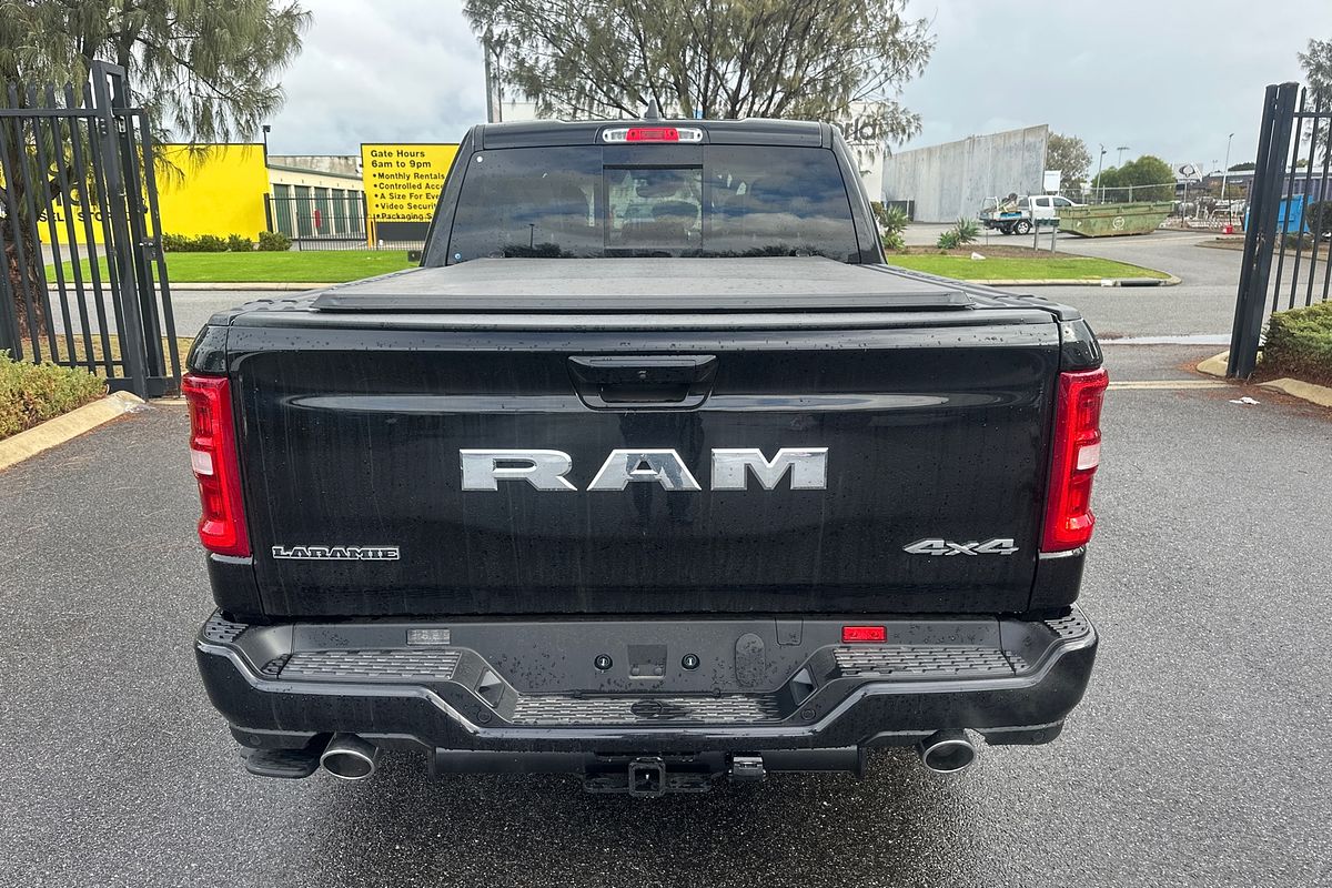 2025 RAM 1500 Laramie Sport Hurricane SO RamBox DT 4X4 SWB