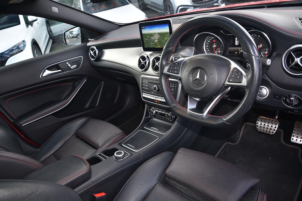 2017 Mercedes-Benz GLA-Class GLA250 X156