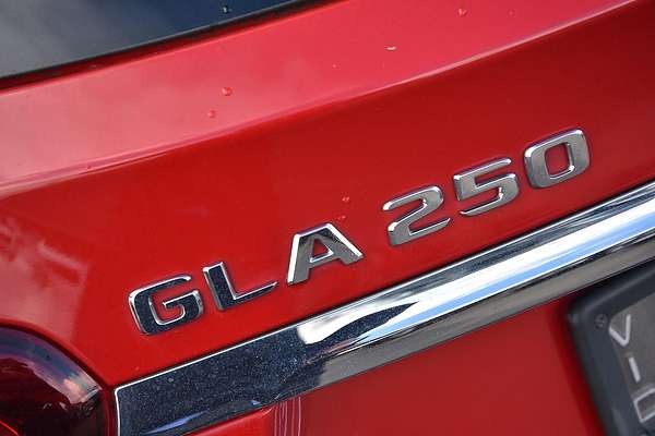 2017 Mercedes-Benz GLA-Class GLA250 X156