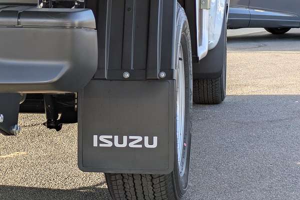 2025 Isuzu D-MAX SX High Ride Rear Wheel Drive