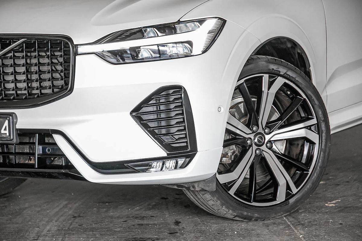 2021 Volvo XC60 B6 R-Design