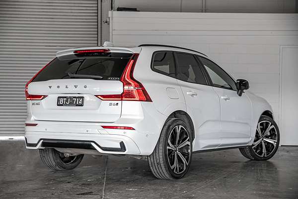 2021 Volvo XC60 B6 R-Design