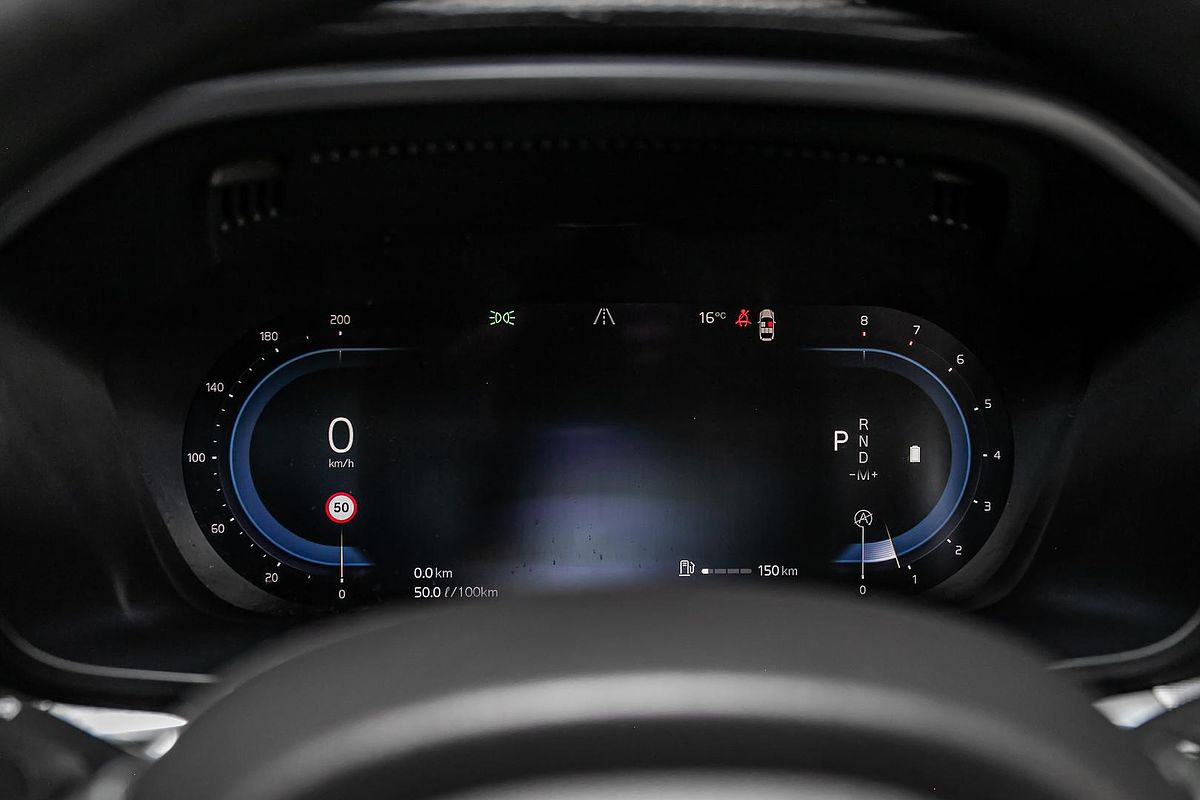 2021 Volvo XC60 B6 R-Design