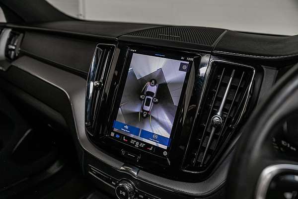 2021 Volvo XC60 B6 R-Design