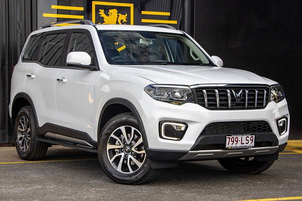 2024 Mahindra Scorpio Z8L