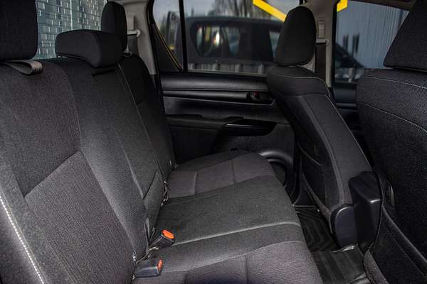 2019 Toyota Hilux SR GUN126R 4X4
