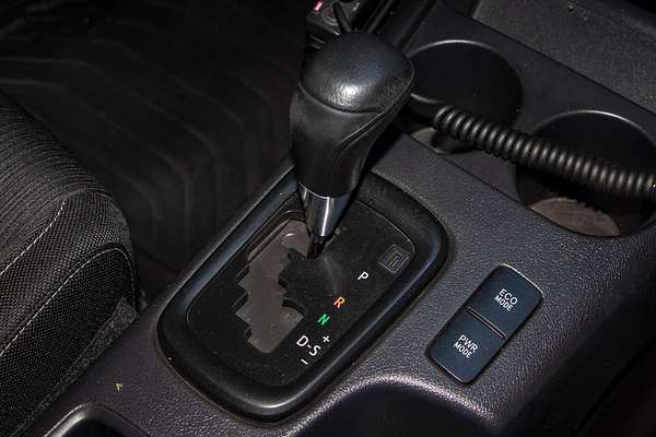 2019 Toyota Hilux SR GUN126R 4X4