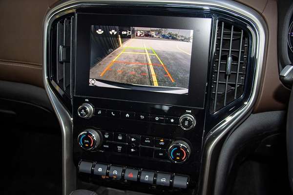 2024 Mahindra Scorpio Z8L