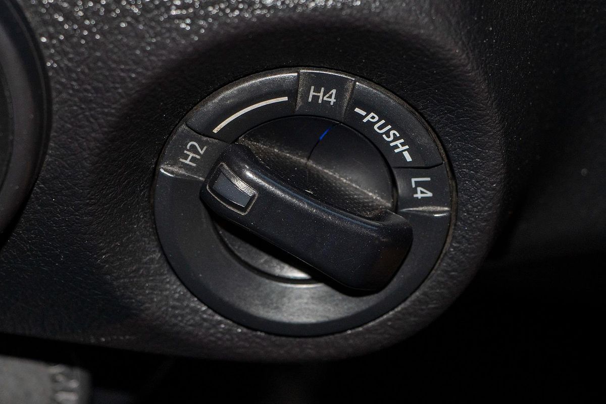 2019 Toyota Hilux SR GUN126R 4X4