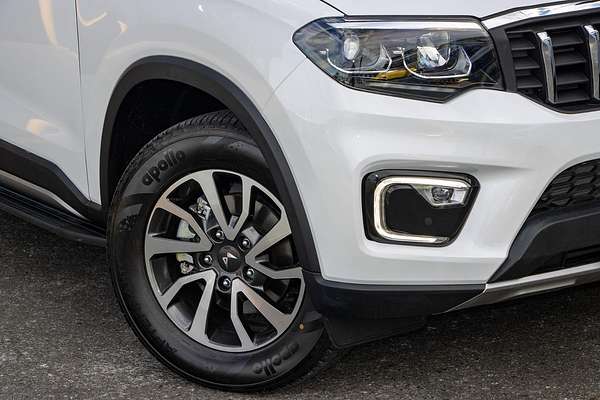 2024 Mahindra Scorpio Z8L