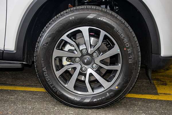 2024 Mahindra Scorpio Z8L