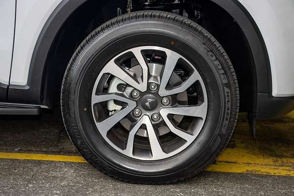 2024 Mahindra Scorpio Z8L