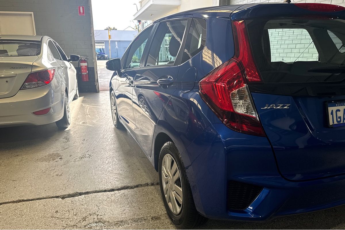 2016 Honda Jazz VTi GF