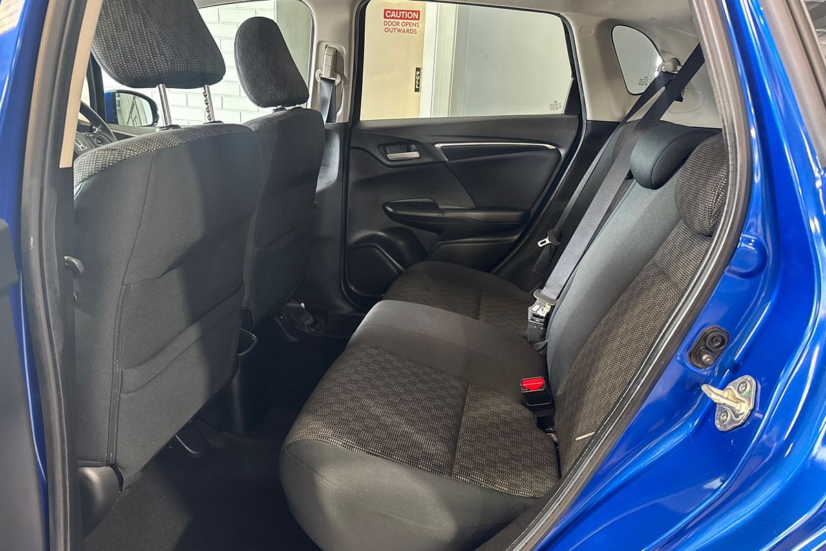 2016 Honda Jazz VTi GF