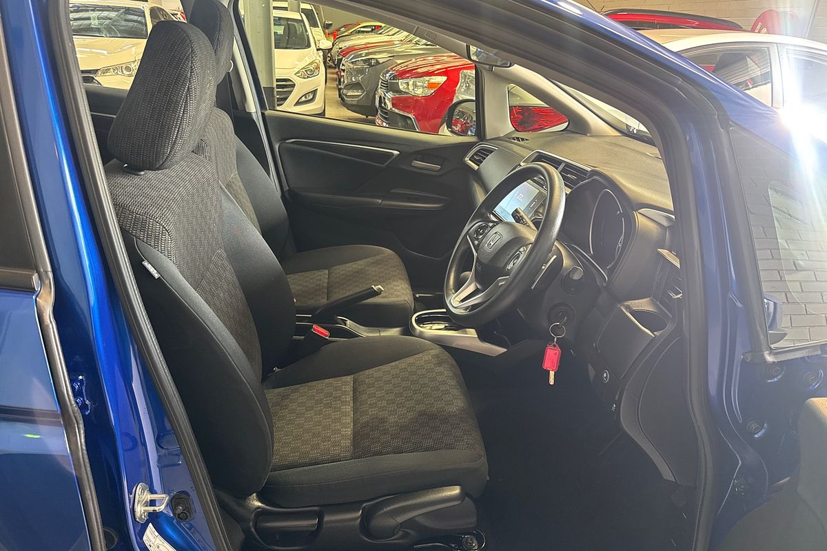 2016 Honda Jazz VTi GF