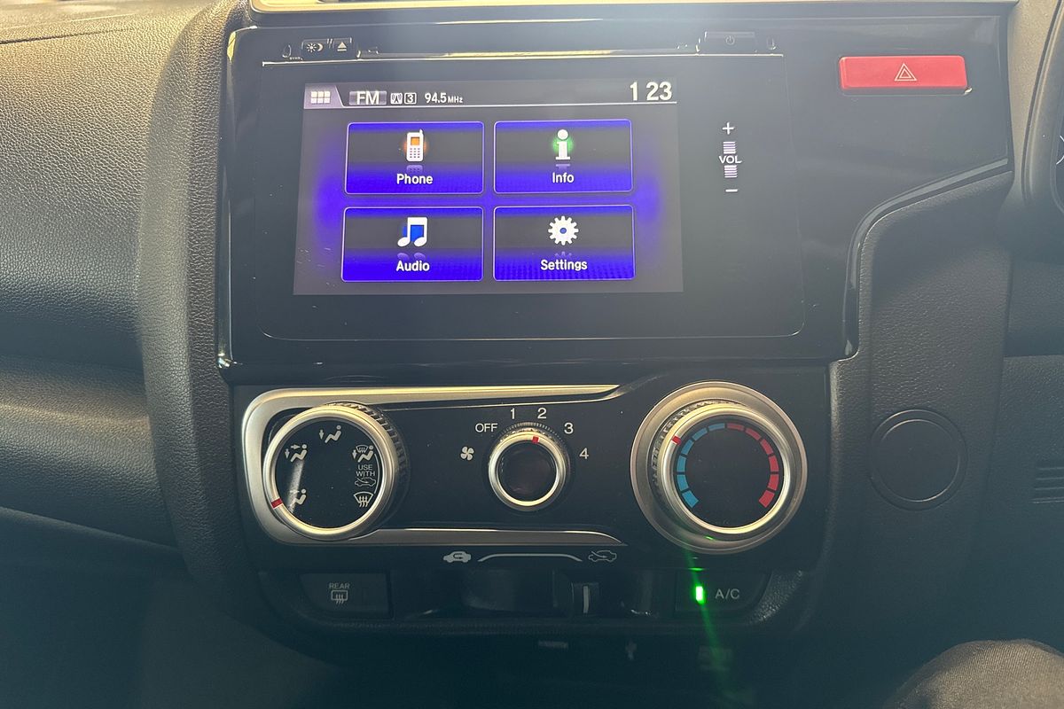 2016 Honda Jazz VTi GF