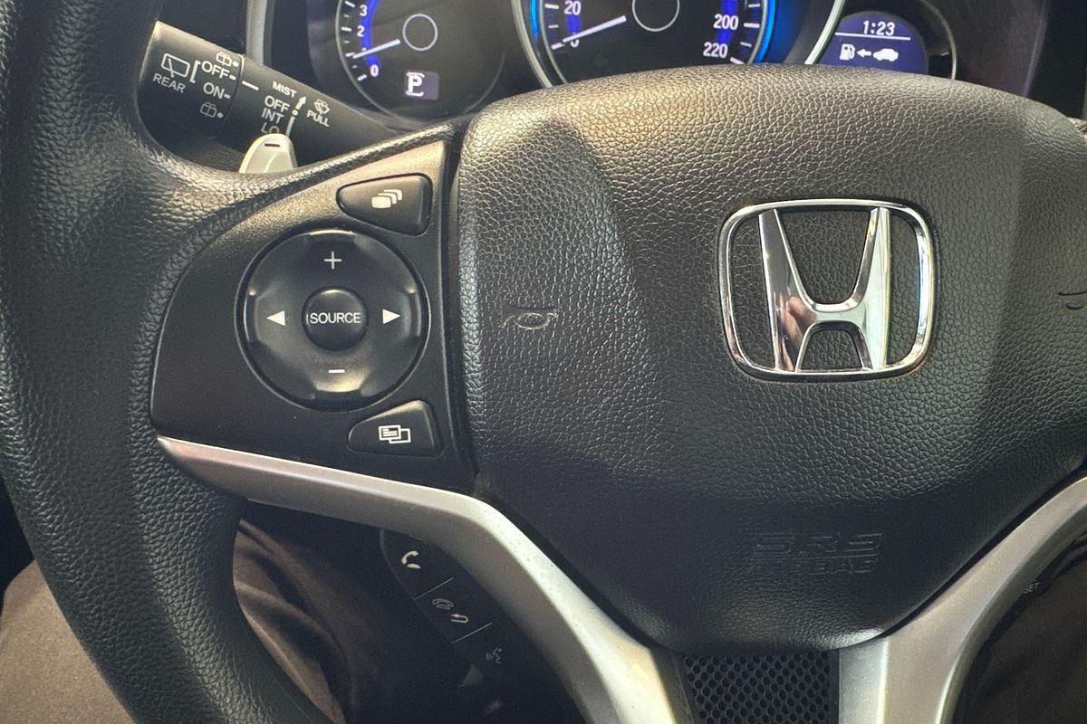 2016 Honda Jazz VTi GF