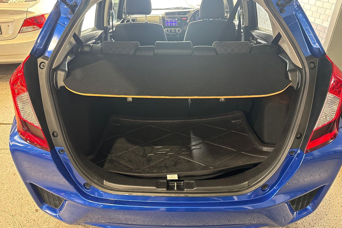 2016 Honda Jazz VTi GF