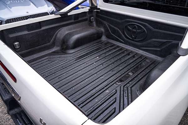 2018 Toyota Hilux SR5 GUN126R 4X4