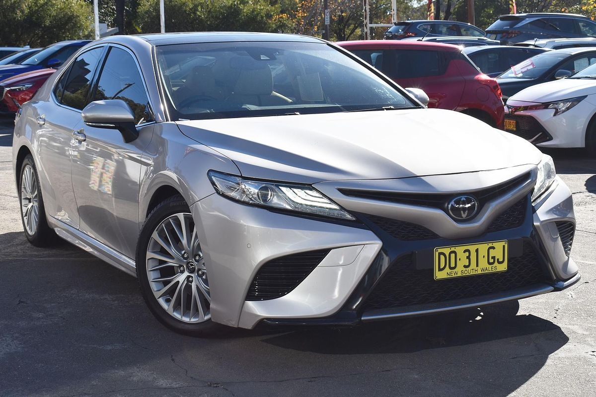 2018 Toyota Camry SX GSV70R