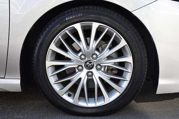 2018 Toyota Camry SX GSV70R