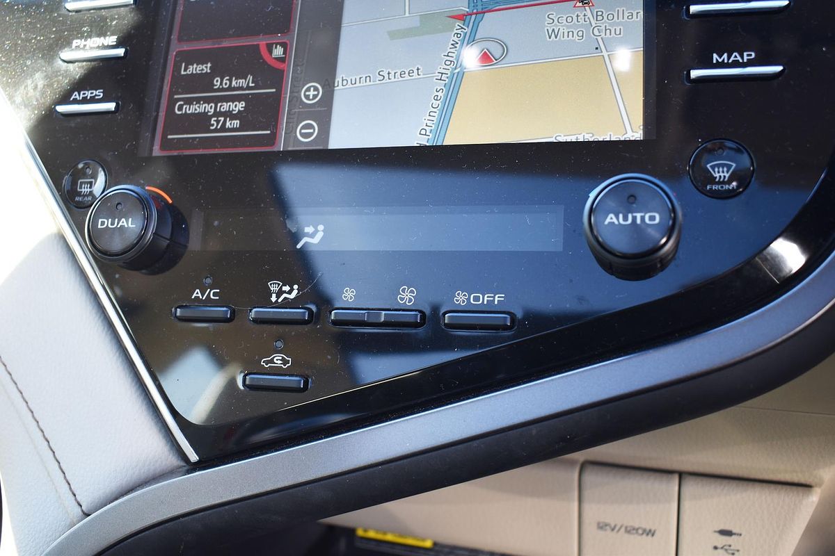 2018 Toyota Camry SX GSV70R