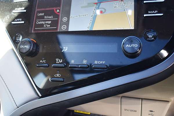 2018 Toyota Camry SX GSV70R