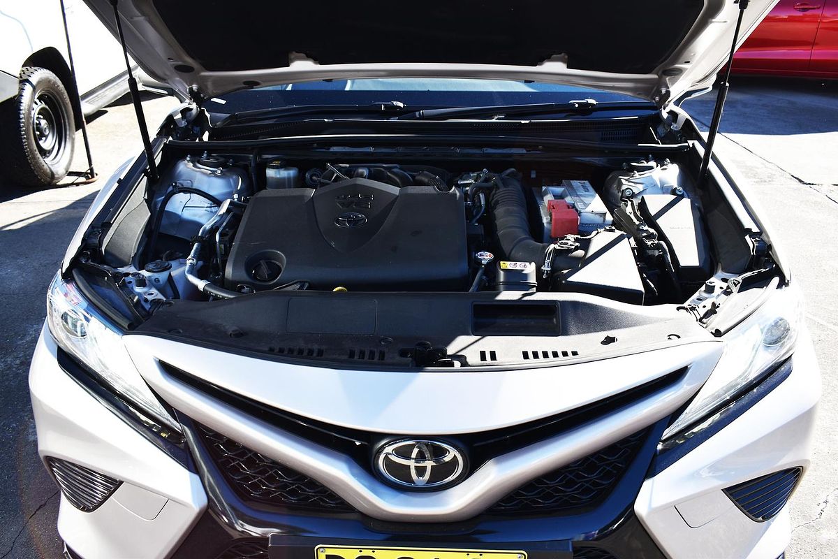 2018 Toyota Camry SX GSV70R
