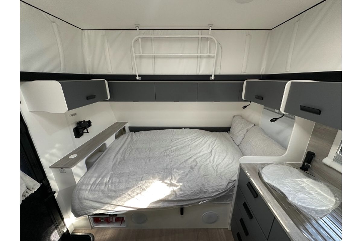 2025 Jayco STARCRAFT POPTOP 17.58-3.BP.SC-MY25