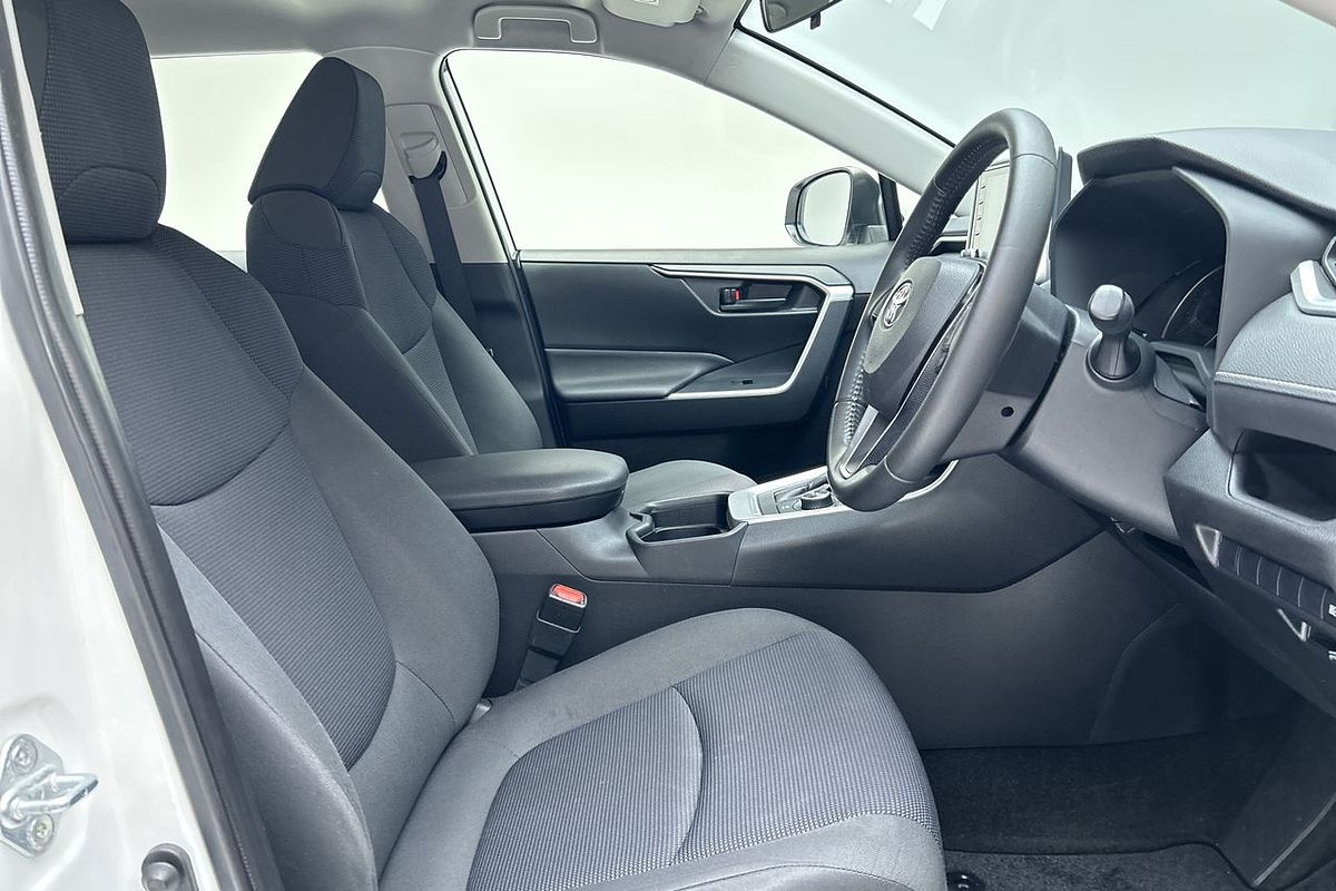 2021 Toyota RAV4 GX AXAH54R