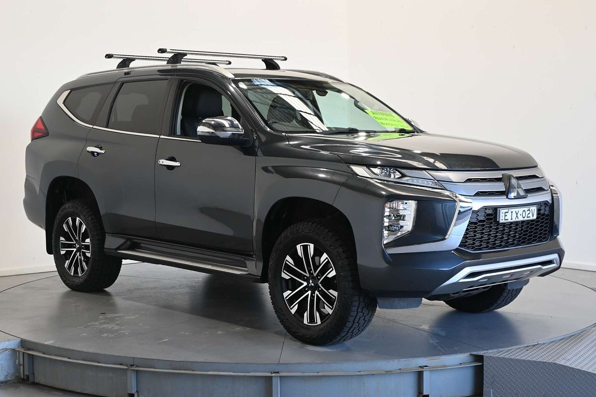 2020 Mitsubishi Pajero Sport GLX QF