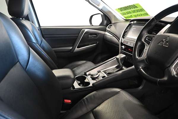 2020 Mitsubishi Pajero Sport GLX QF